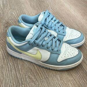 Nike Women’s Low Dunk size 8 Ocean Bliss Citron Tint